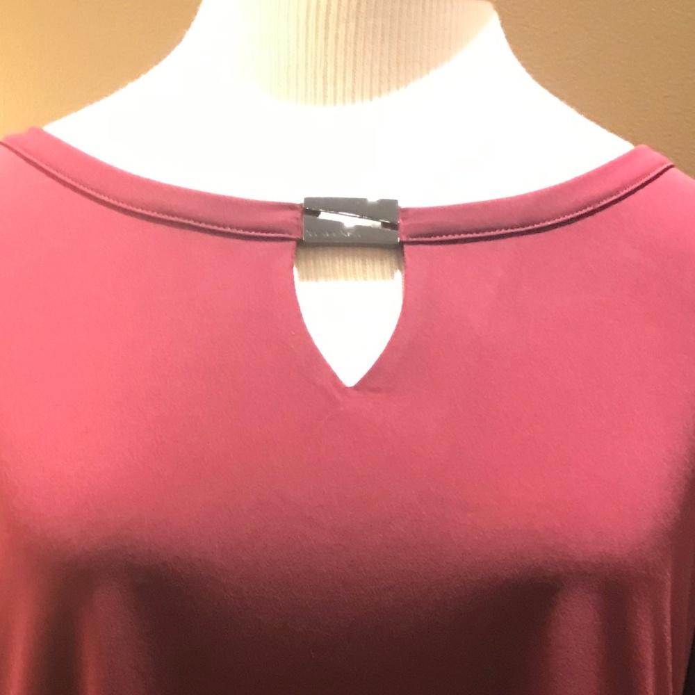 Tahari Bar Hardware Keyhole Neck Long-Sleeve Top